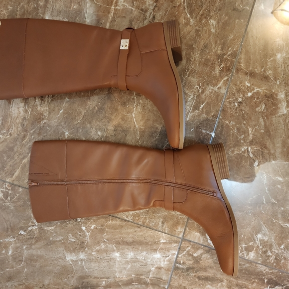 BRAND NEW CHARTER CLUB DRESS BOOTS - Picture 3 of 8